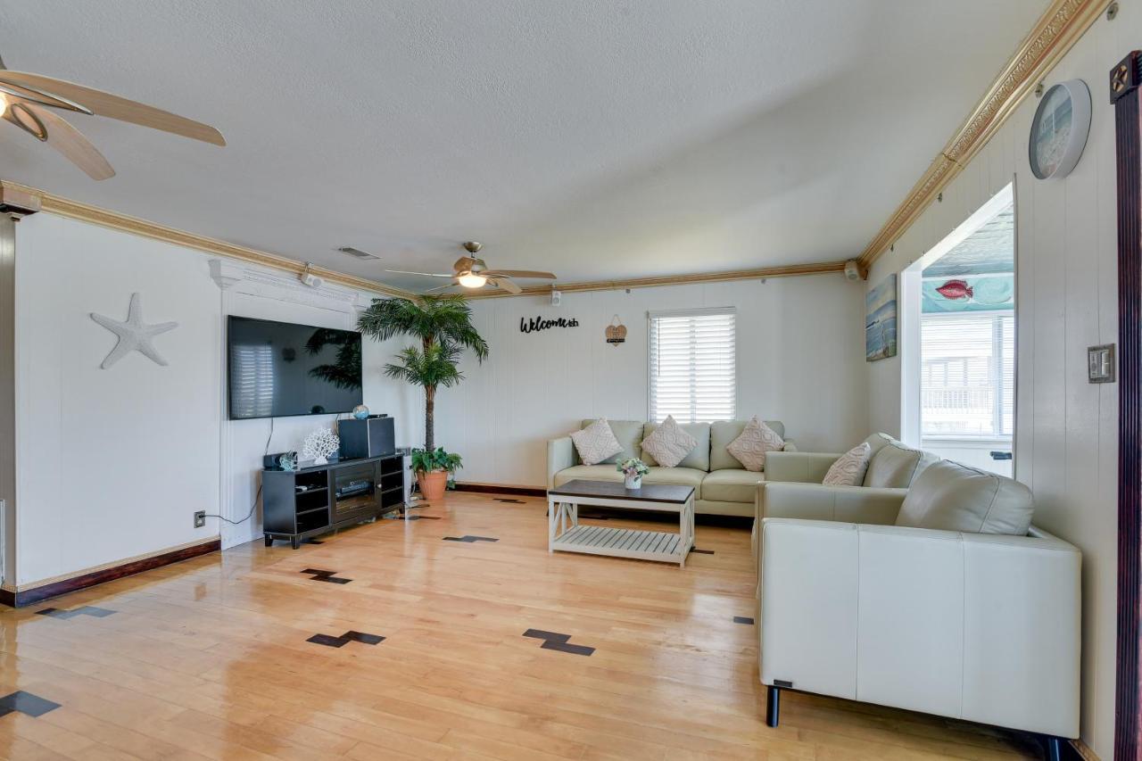 Waterfront Galveston Bay Retreat - 4 Mi To Beach! Exteriör bild