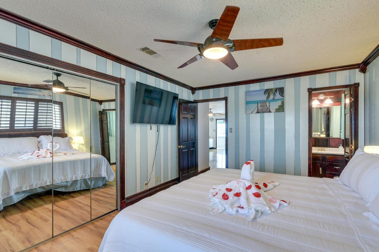 Waterfront Galveston Bay Retreat - 4 Mi To Beach! Exteriör bild